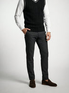 Men's Autumn Cable Knit Sleeveless Jumper Vest with V-Neck