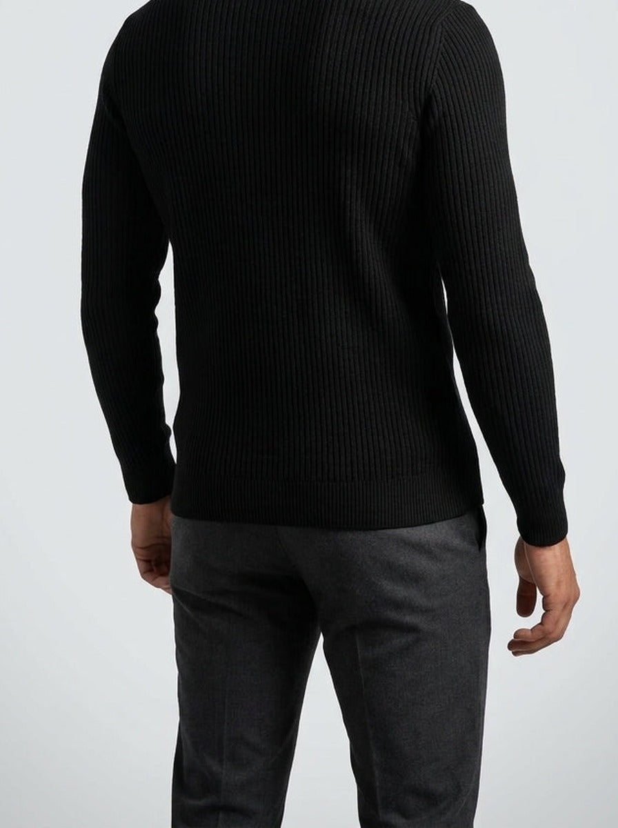 Oakworth_Turtleneck_04.jpg