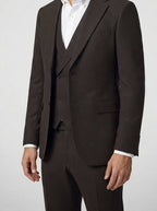 Men's Classic Three-Piece Wedding Suit with Notch Lapels