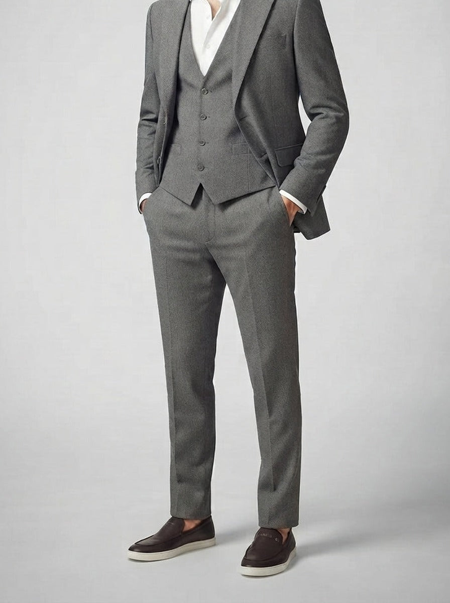 Men's Classic Three-Piece Wedding Suit with Notch Lapels