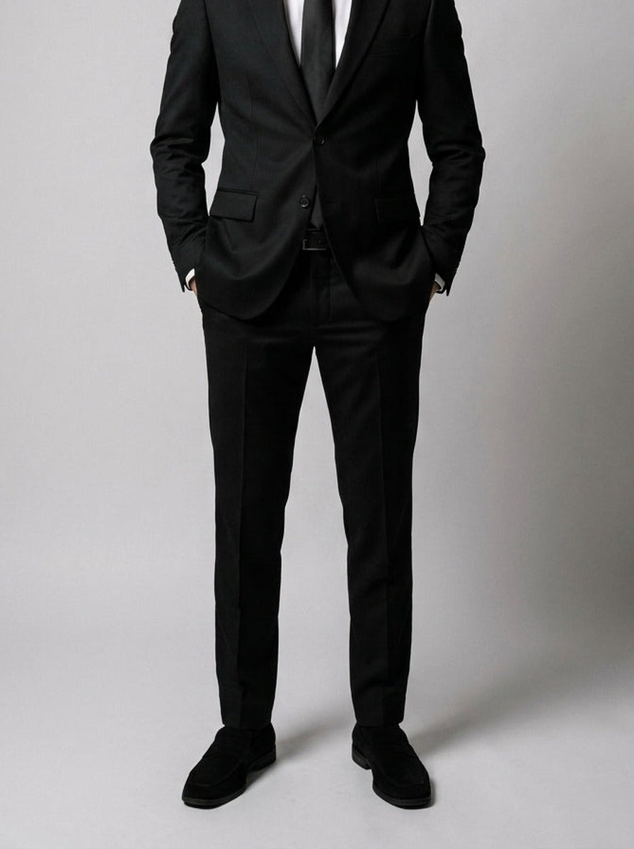 hartwell-peak-lapel-suit-4.jpg
