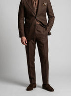 Man_wearing_casual_shirt_loafers_202605121216.jpg