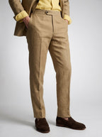 Lower_body_shot_trousers_shoes_202605121216_2.jpg