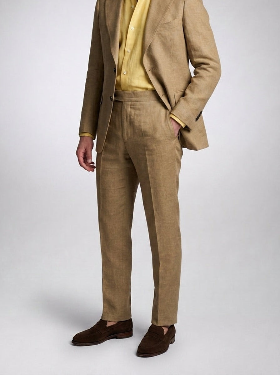Man_wearing_yellow_shirt_loafers_202605121216_1.jpg