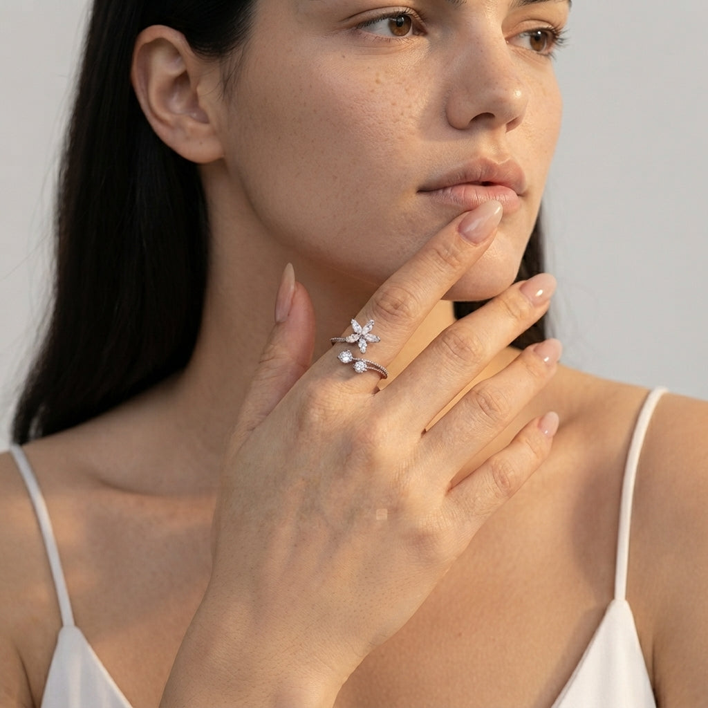 Women's Crystal Flower Ring