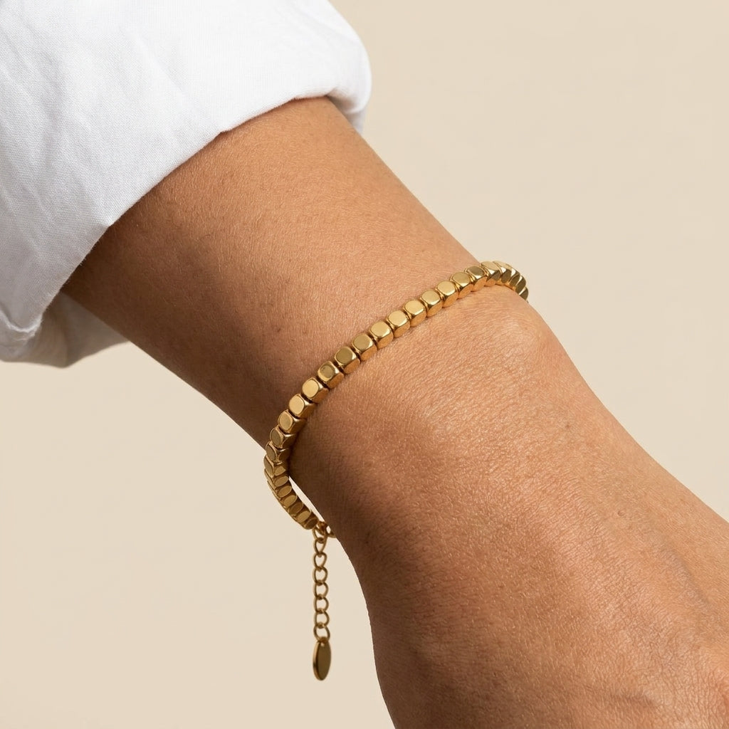 Women's Cube Bead Bracelet