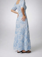 Women's Elegant Floral Tiered Occasion Maxi Dress with Sweetheart Neck