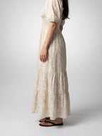 Women's Elegant Floral Tiered Occasion Maxi Dress with Sweetheart Neck