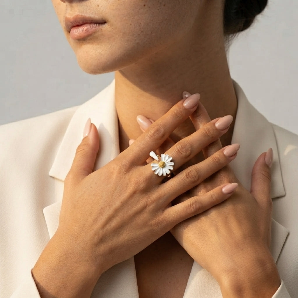 Women's Enamel Daisy Ring