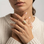 Women's Engraved Signet Ring