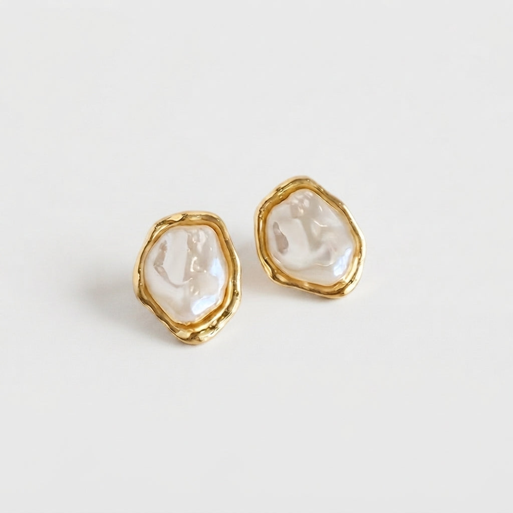 Women's Faux Pearl Stud Earrings