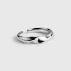 Women's Fine Twist Ring