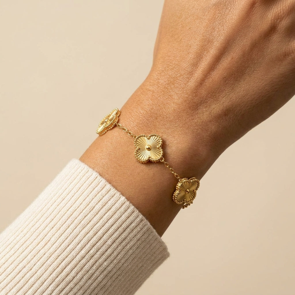 Women's Flower Station Bracelet