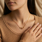 Women's Linked Oval Pendant Necklace