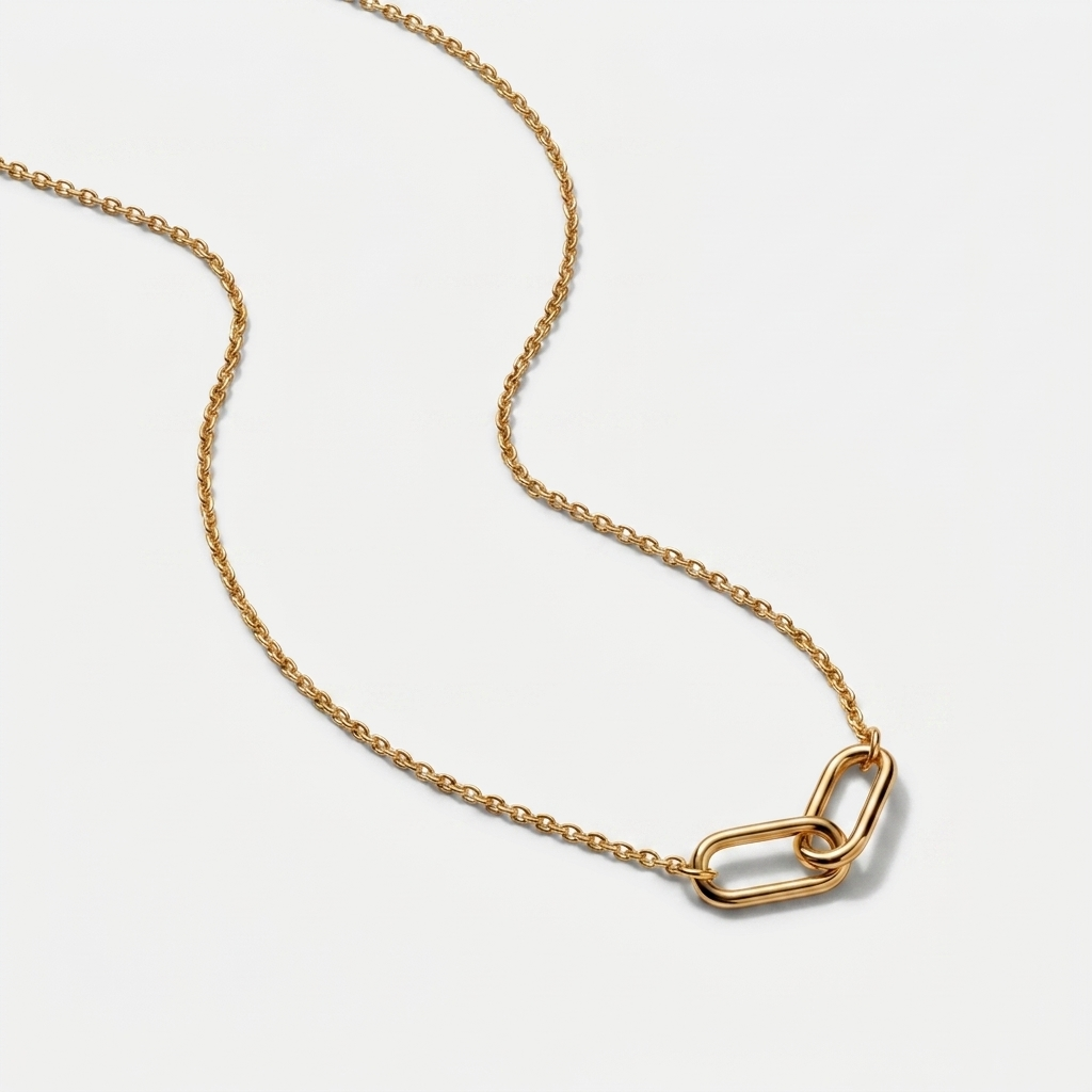 Women's Linked Oval Pendant Necklace