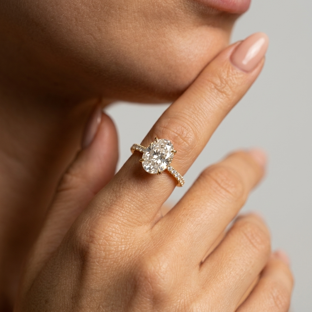 Women's Oval Pave Ring