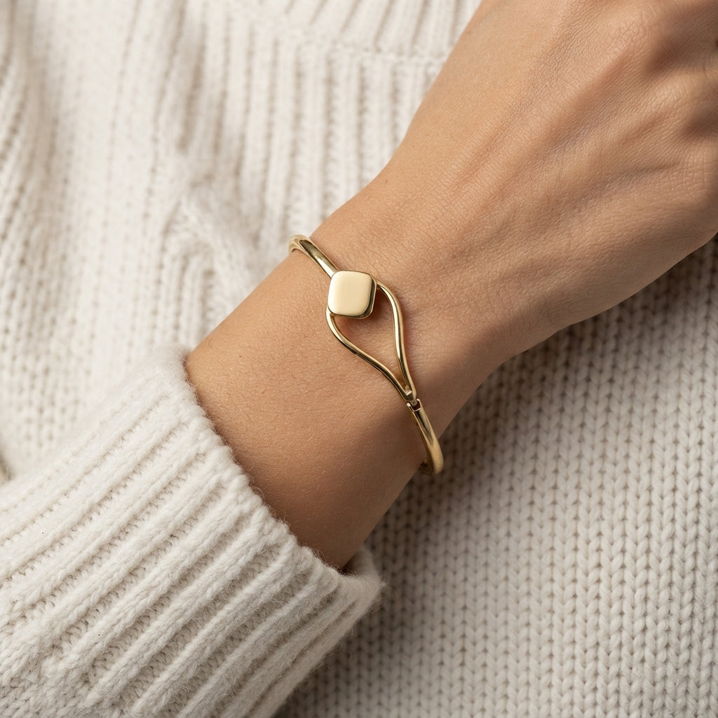 Women's Polished Teardrop Bangle