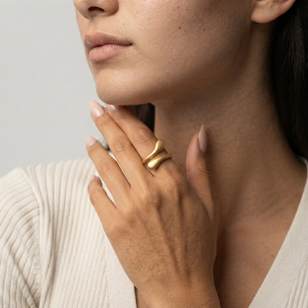 Women's Polished Teardrop Ring