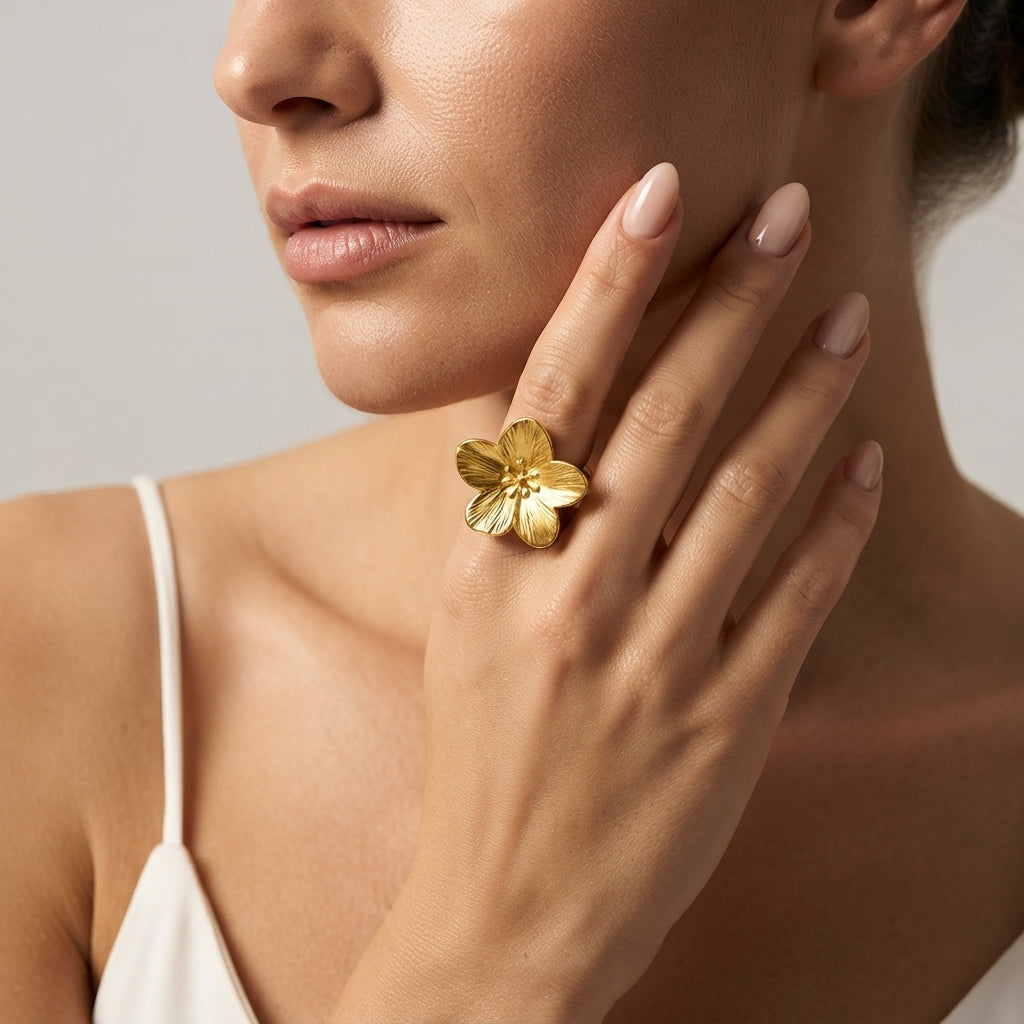 Women's Textured Flower Ring