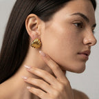 Women's Wave Stud Earrings